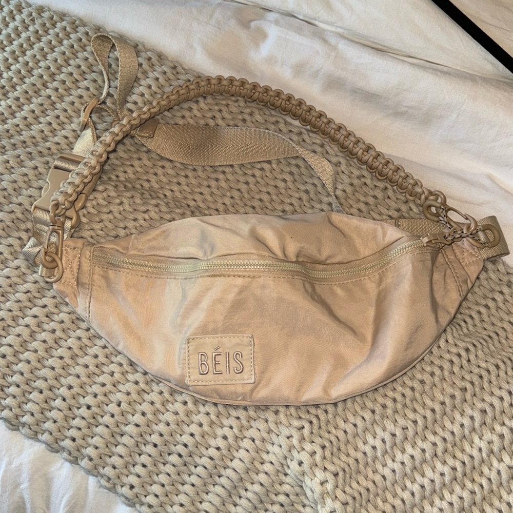 Beis crossbody bag